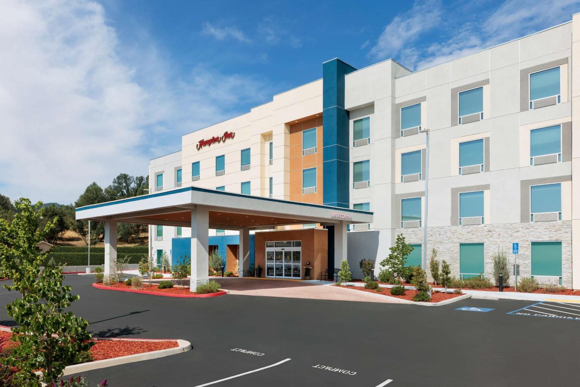 Hampton Inn Oakhurst-Yosemite المظهر الخارجي الصورة